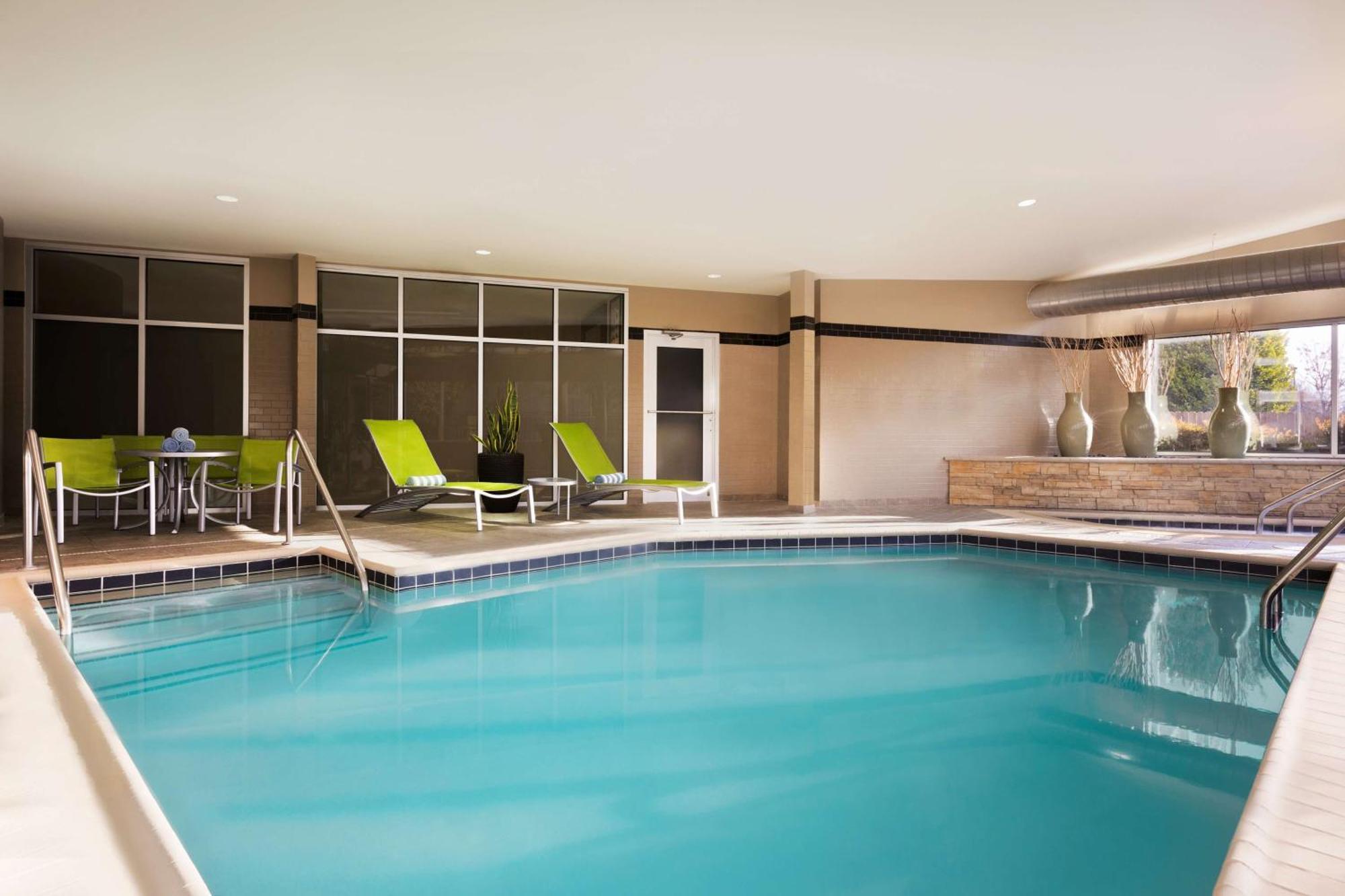 Doubletree By Hilton Hotel Oklahoma City Airport Экстерьер фото