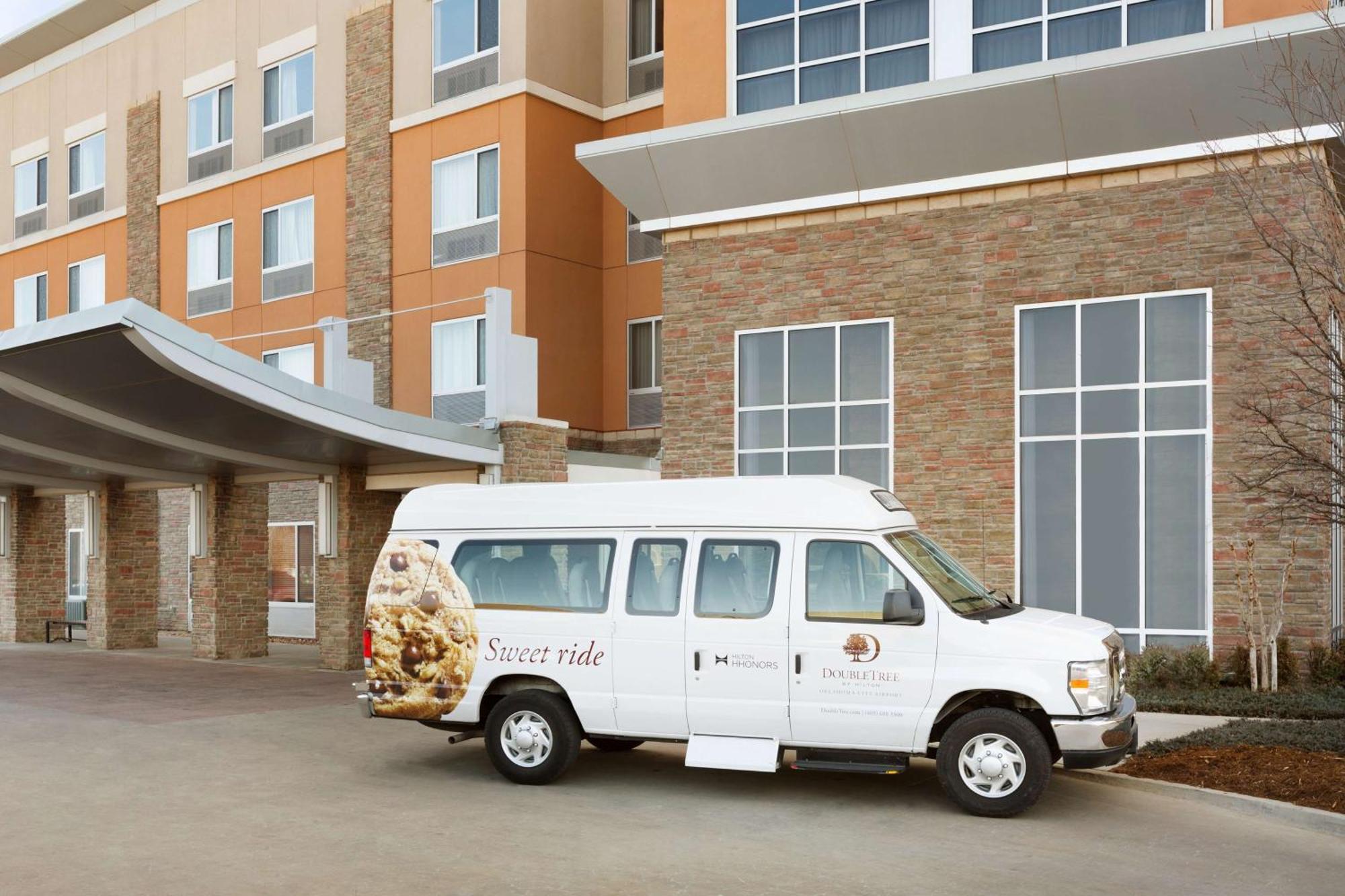 Doubletree By Hilton Hotel Oklahoma City Airport Экстерьер фото