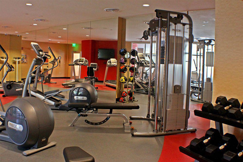 Doubletree By Hilton Hotel Oklahoma City Airport Экстерьер фото